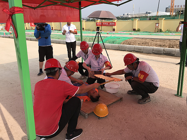 中暑演練.jpg